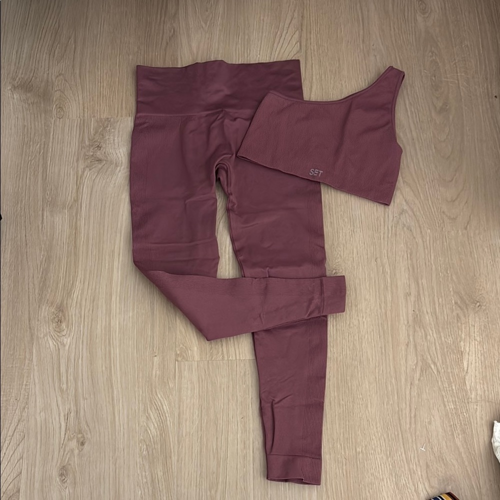 Set Active Washed Raspberry One Shoulder Set